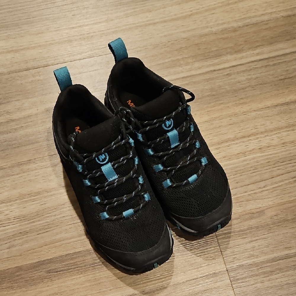 Merrell Women's Black and Teal Hiking Shoes